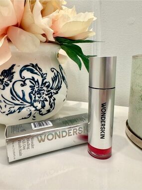 Wonderskin Blading All-Day Blush Stain — Flutter